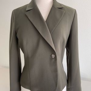 NWOT Le Suit Hunter Green Blazer size 6P